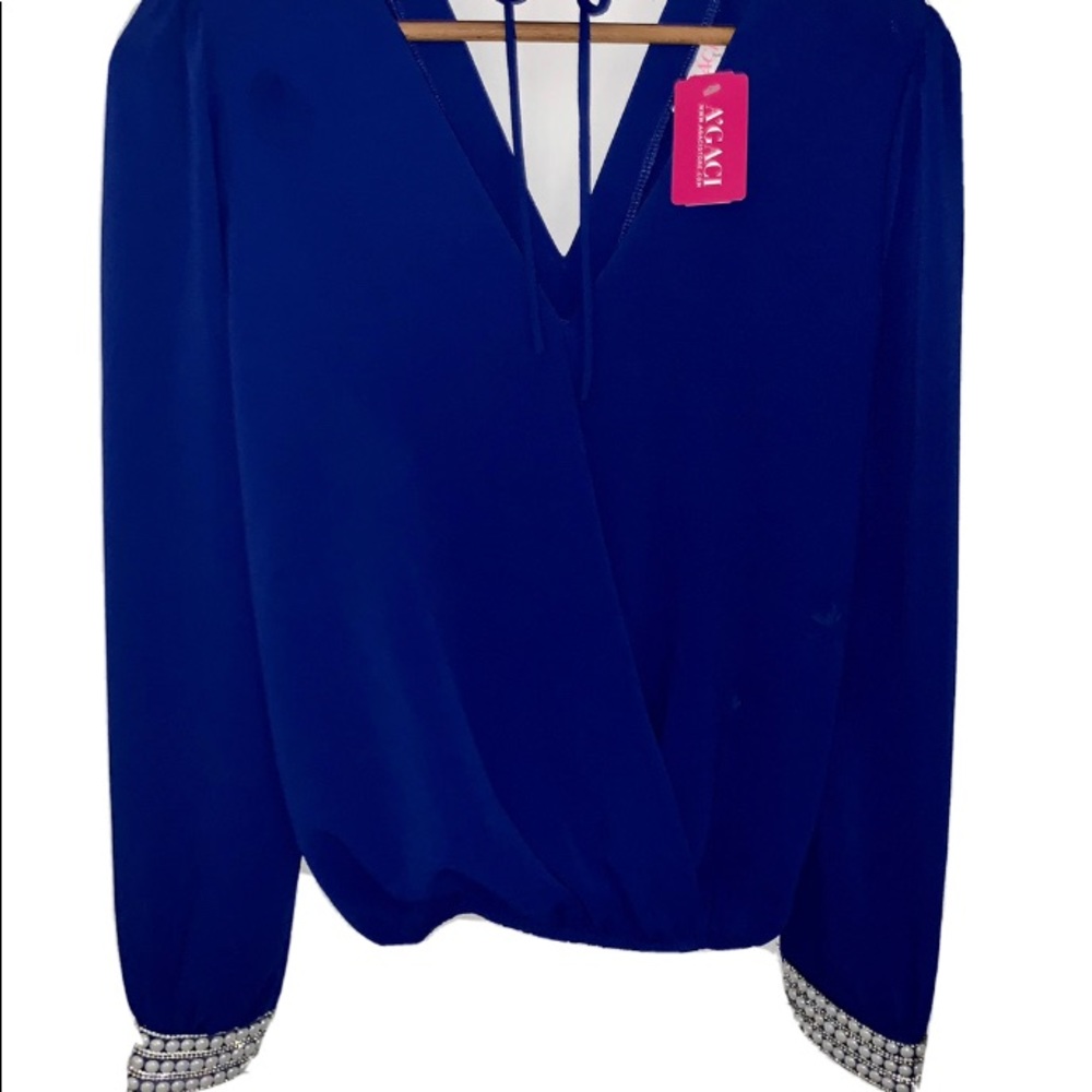 A’gaci Blouse - Picture 2 of 2